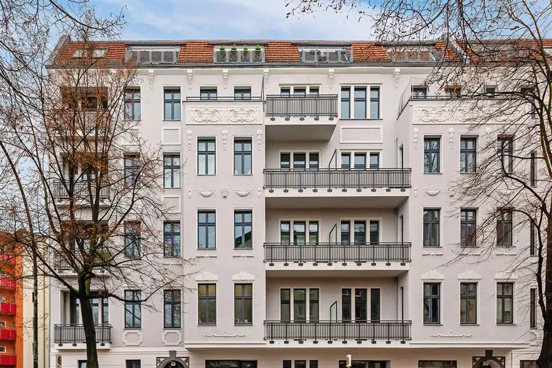 Perfekt angebundene 2-Zimmer-Wohnung in Charlottenburg — photo 1